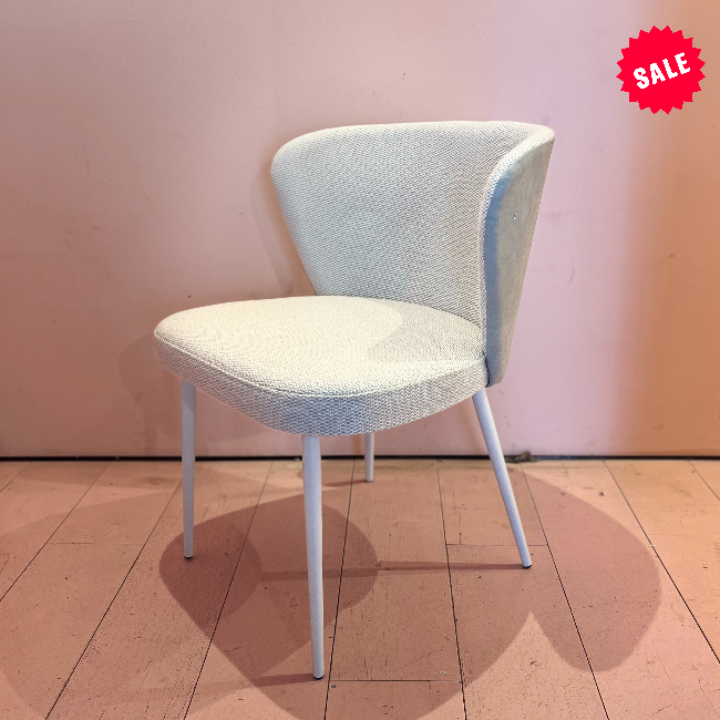 כסא אורח/ישיבות DIM SUM