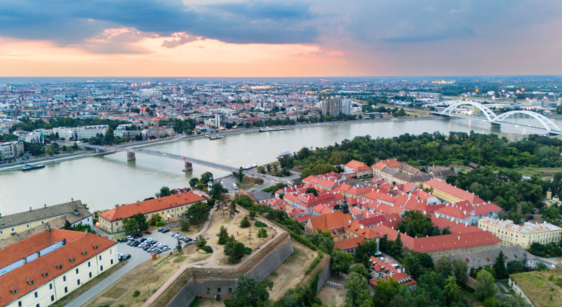 מנגינת הנהרות של מרכז אירופה + גרסת גורדון קומפורט