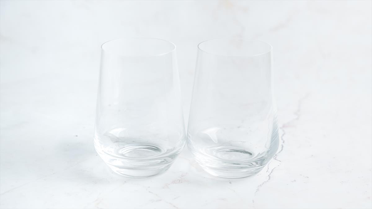 זוג כוסות בלי רגל