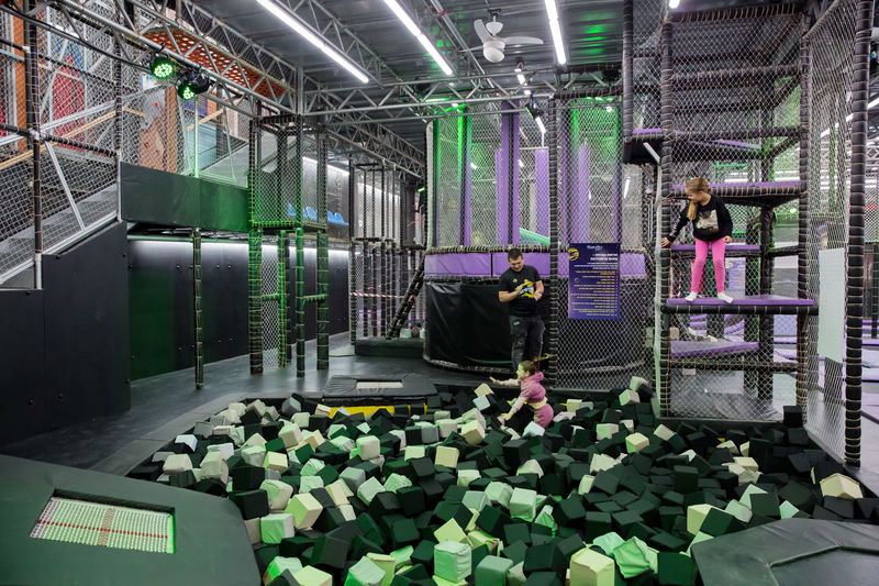 גרביטי כפר סבא בריכת ספוגים