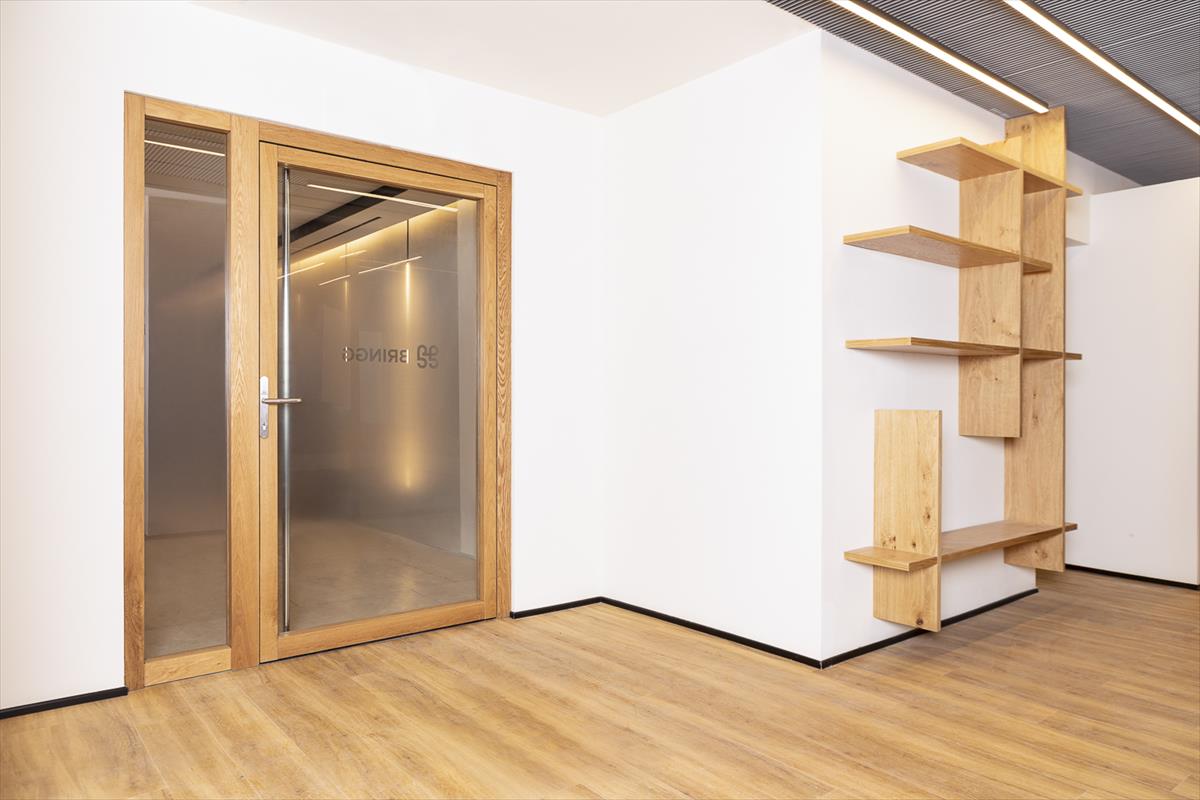 דלת אש מזכוכית MetalUniq10