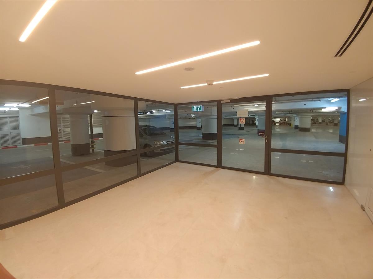 מחיצת אש מזכוכית MetalPartition 16