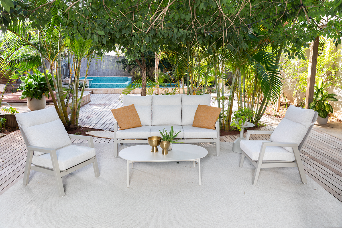 אלורה | מערכת ישיבה