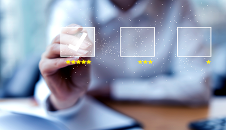 איך לבחור בית השקעות לשנת 2026 ?