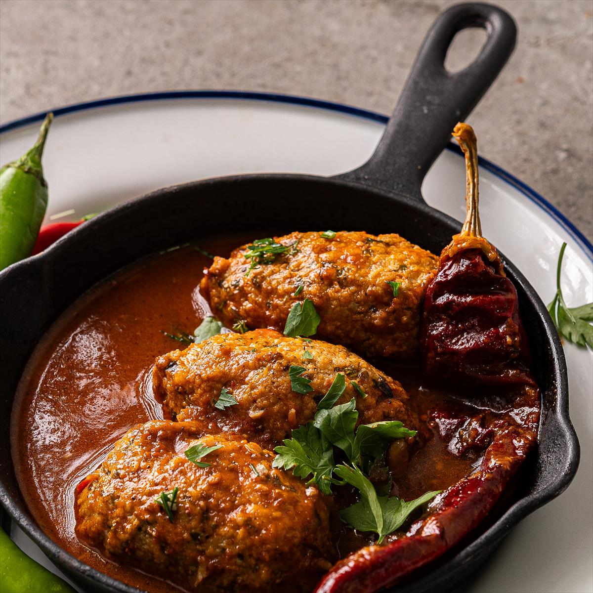 קציצות דגים בחריימה