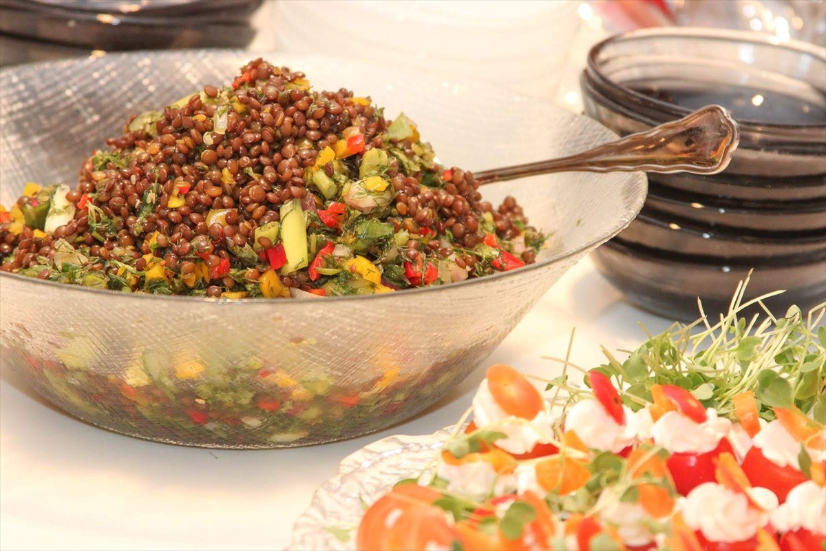 עדשים שחורות