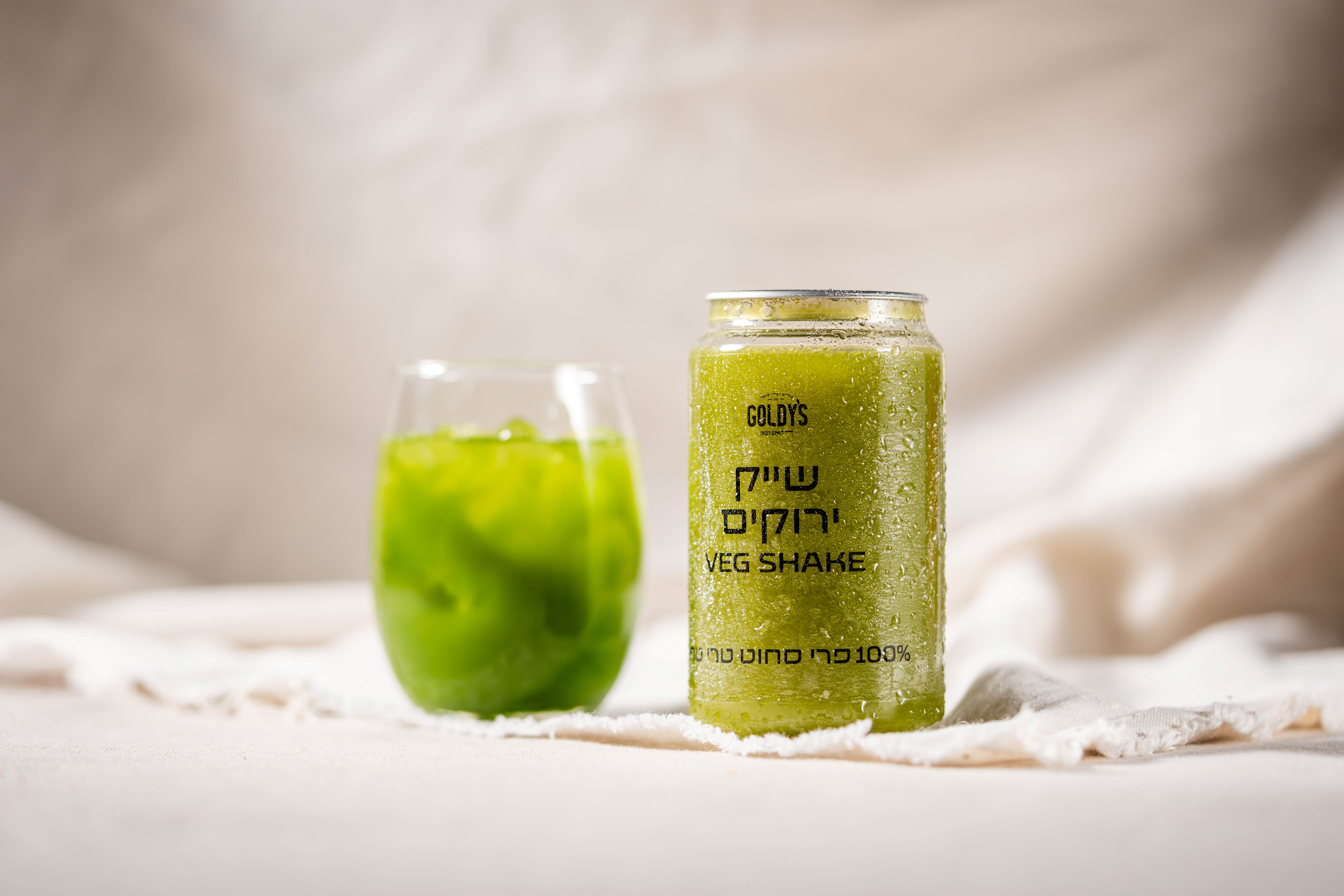 שייק ירוקים - 100% פרי סחוט טרי טרי