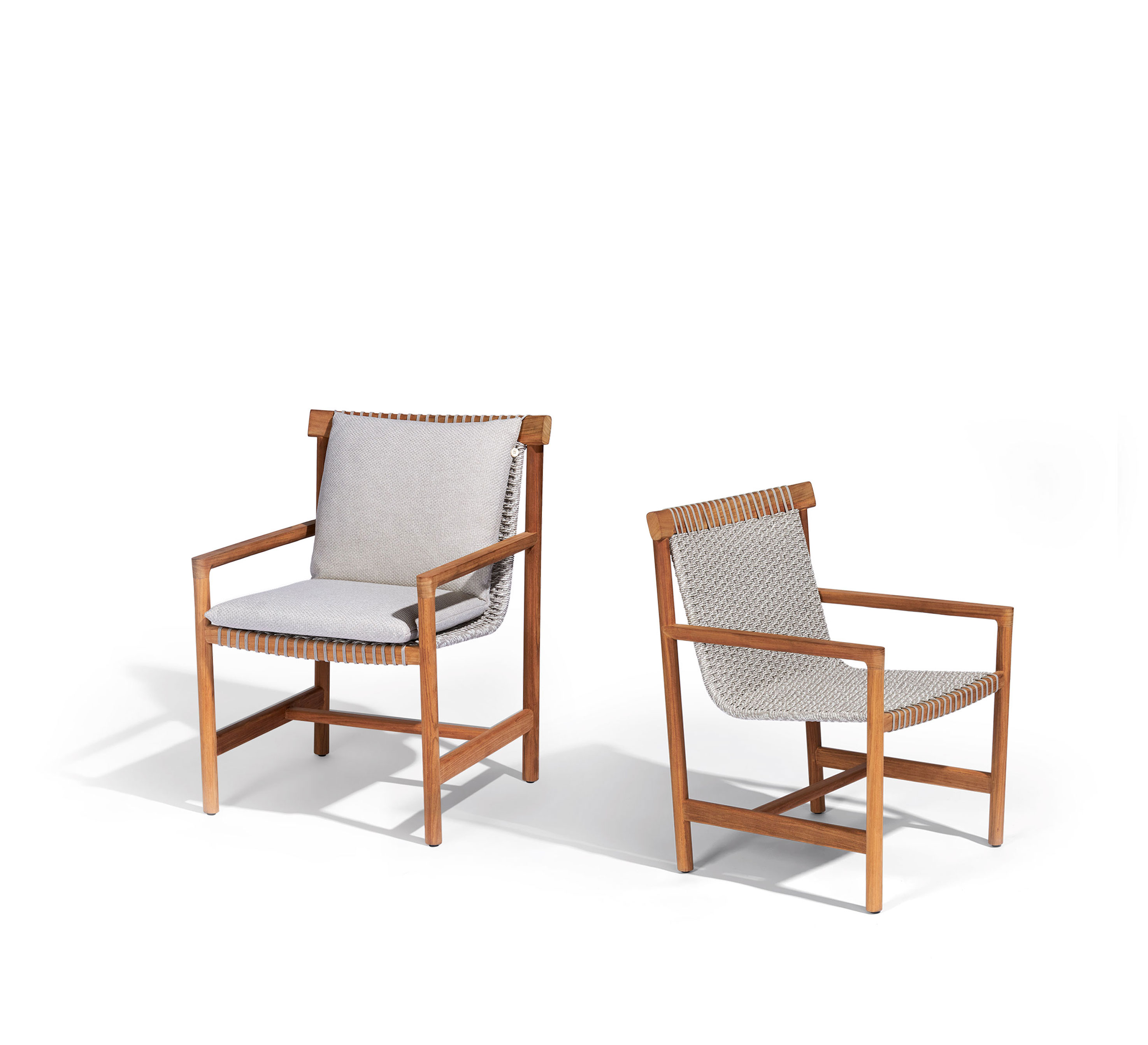 AMANU Armchair