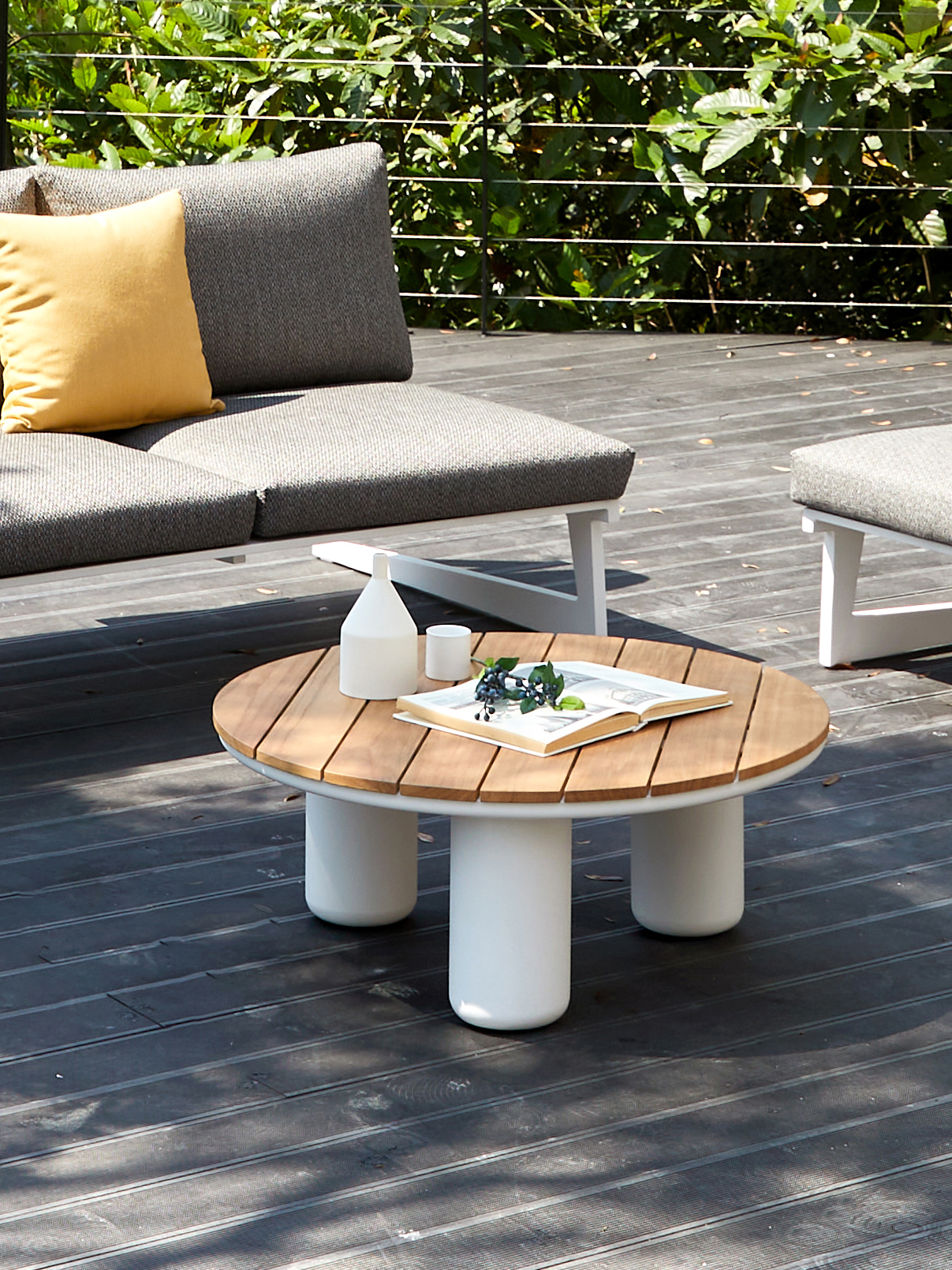 בוצ' | שולחן קפה קוטר 90