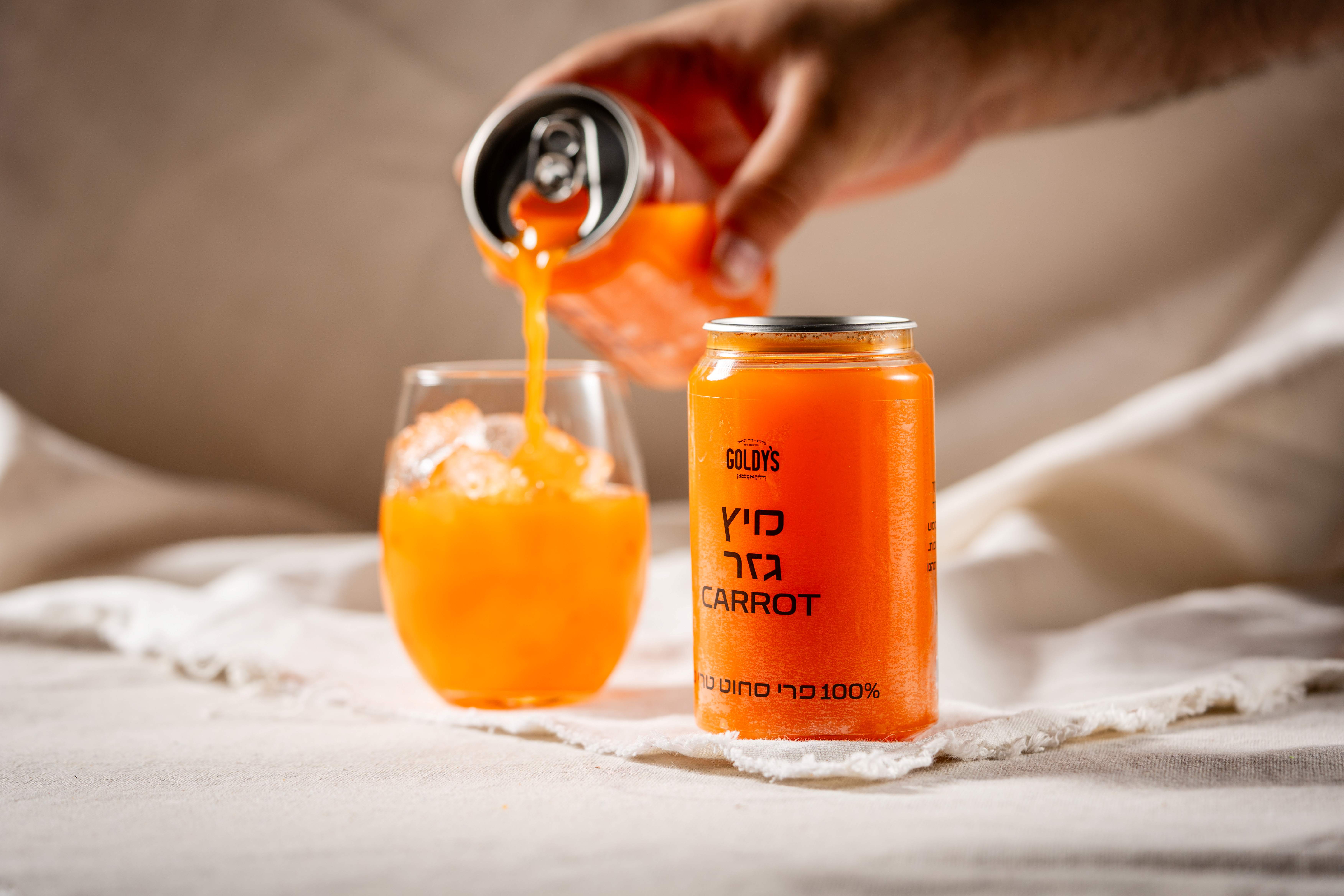 מיץ גזר 100% פרי סחוט טרי טרי