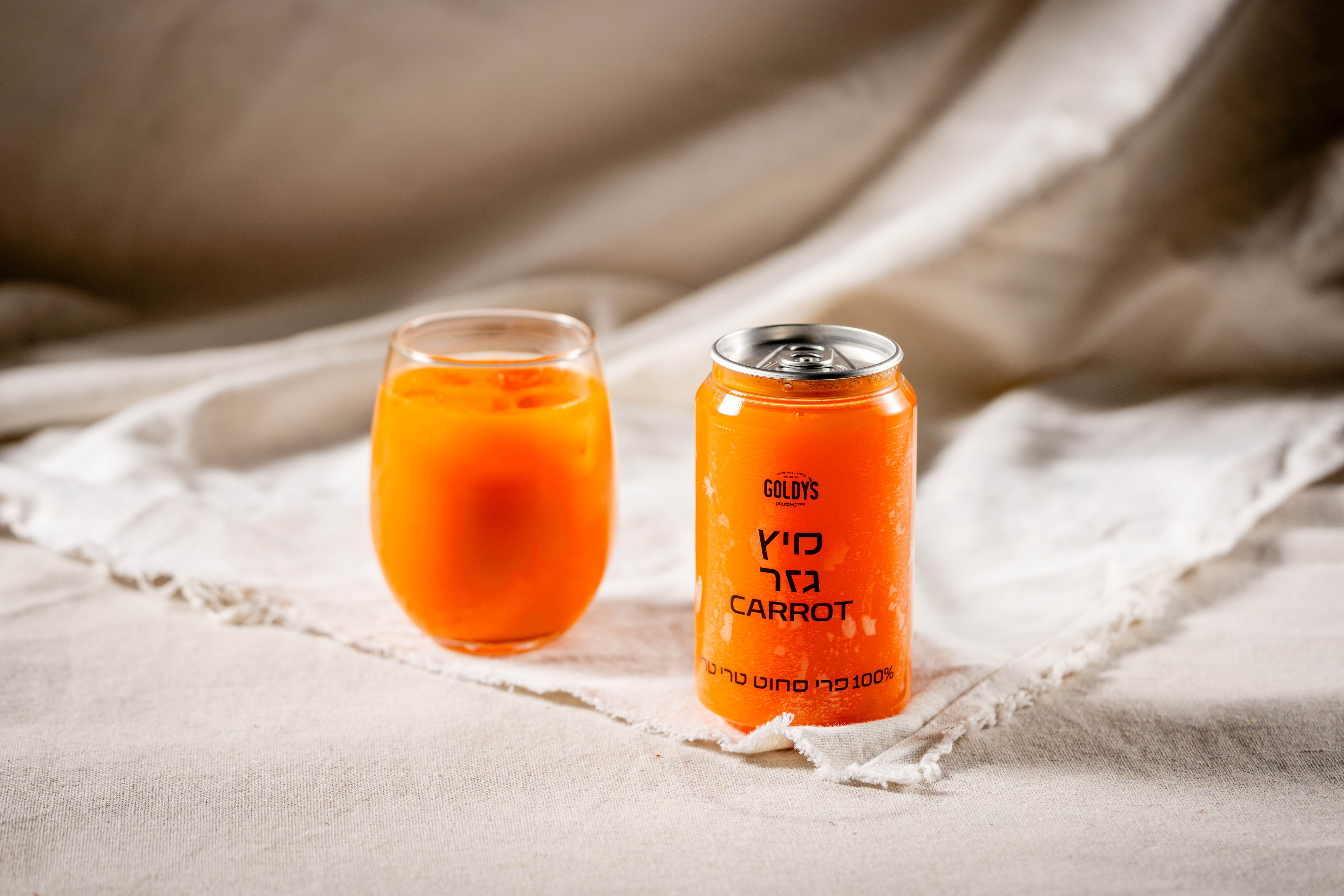 מיץ גזר 100% פרי סחוט טרי טרי