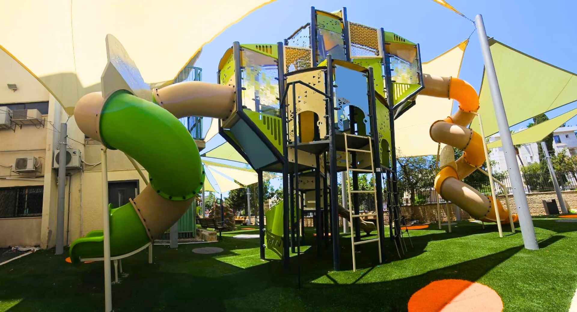 גן משחקים קהילתי – רמב"ם חיפה