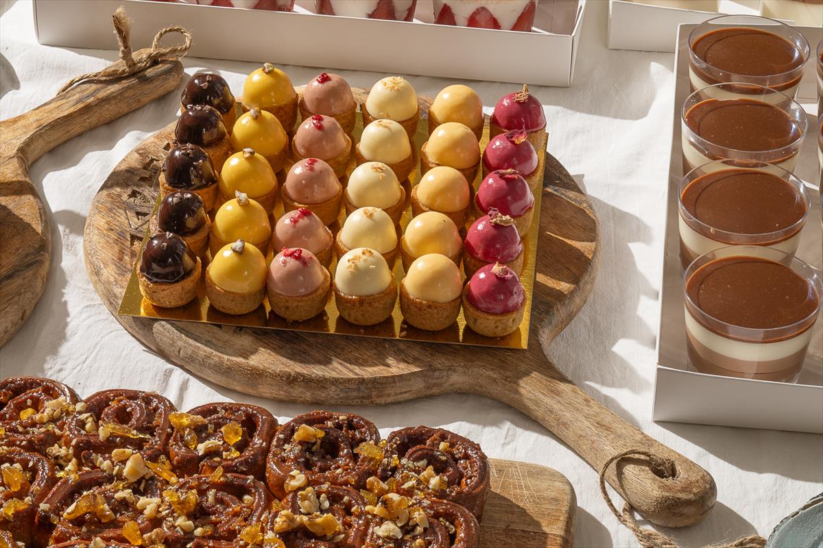 מסיבה יוונית מתוקה