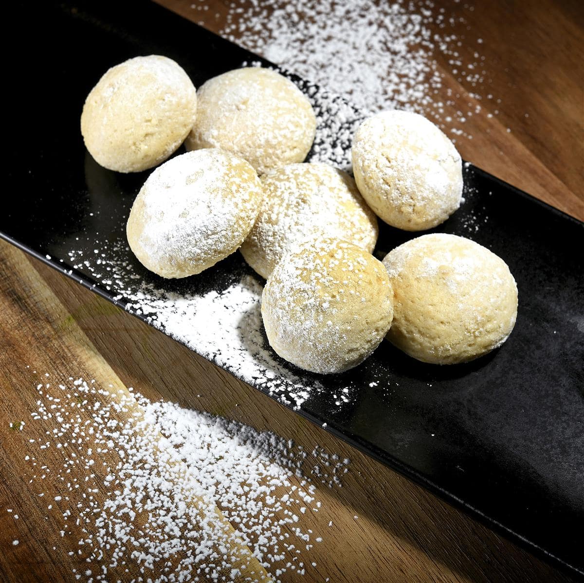 עוגיות במילוי חלווה