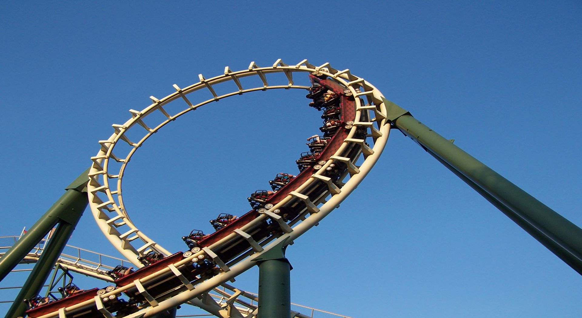 הרפתקה חורפית מהאגדות - שיט משפחתי על הריין