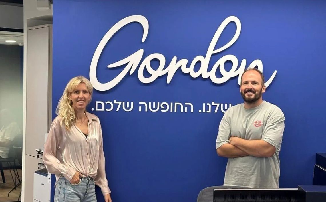 חמישים שנים של תיירות משפחתית: מההגה באוטובוס לנהרות של אירופה דף משוכפל