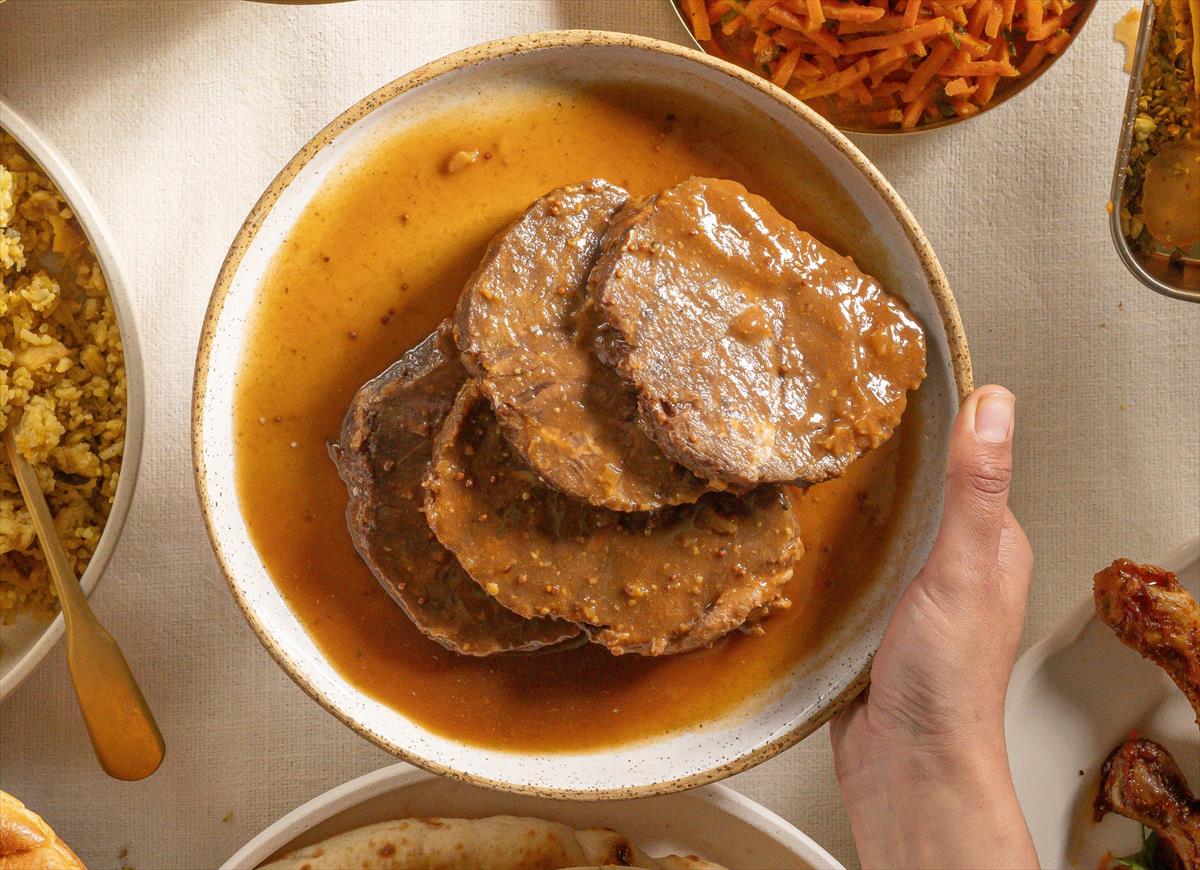 French Roast Beef in Wine Sauce