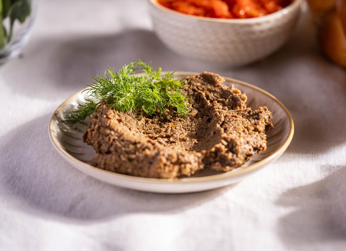 Lightly Sweet French-Style Chopped Liver