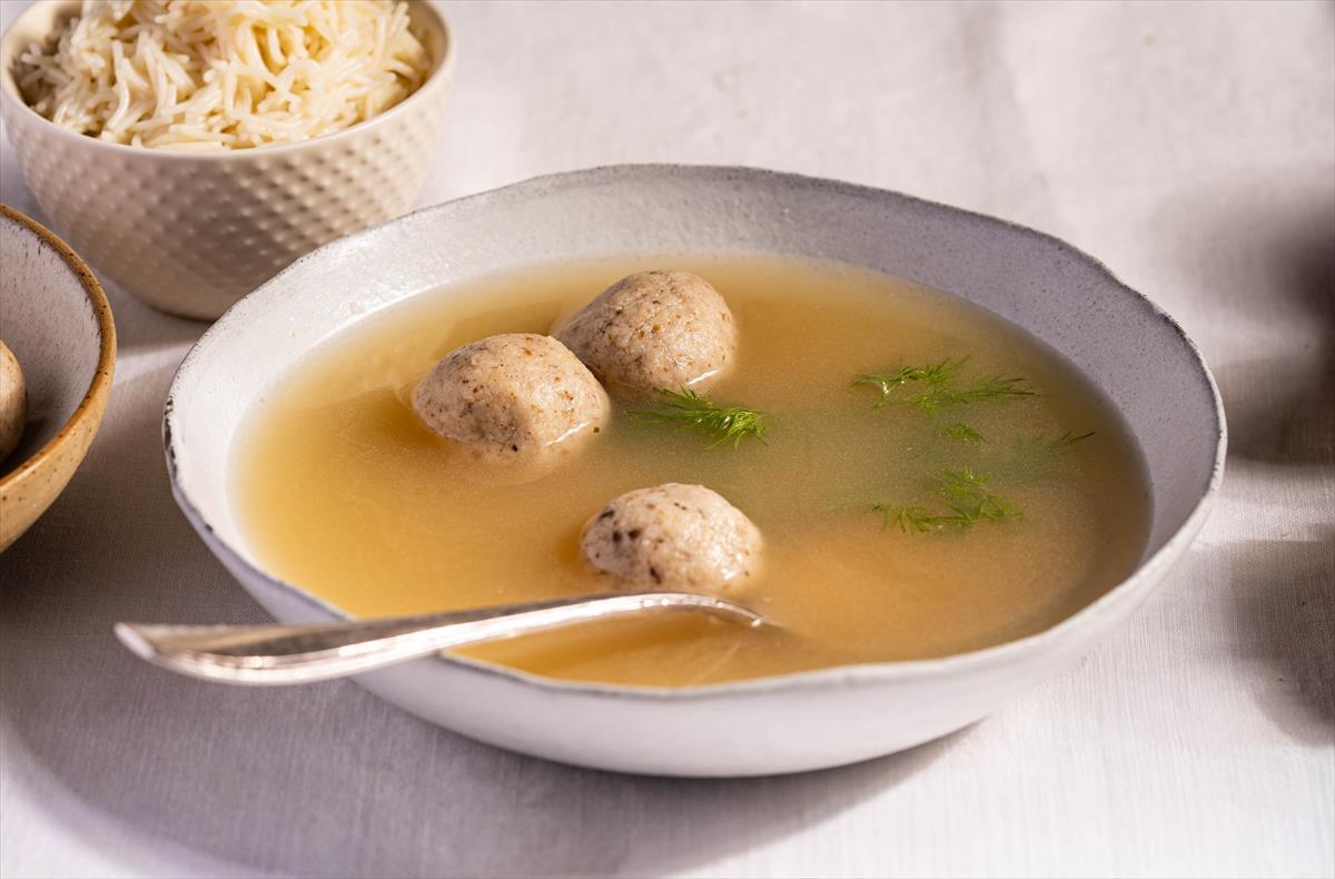 מרק עוף של סבתא לאה