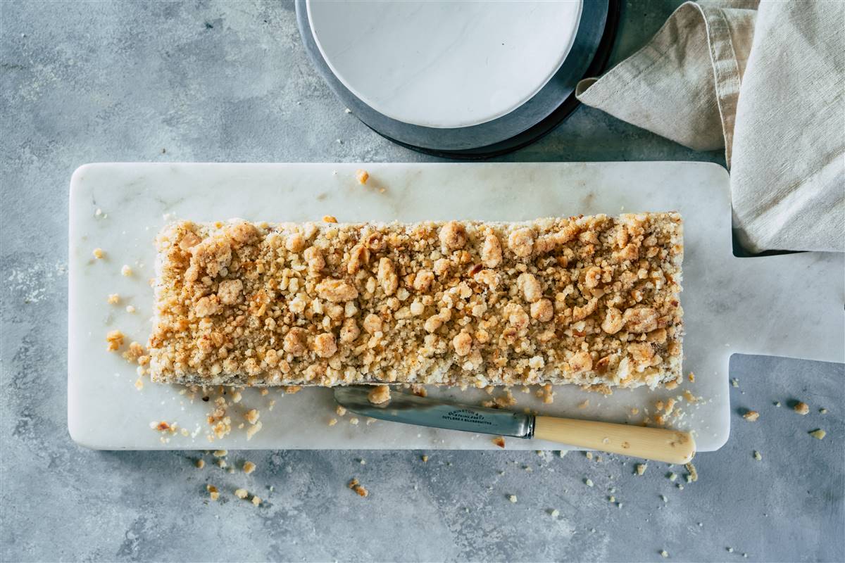 Apple Streusel Cake