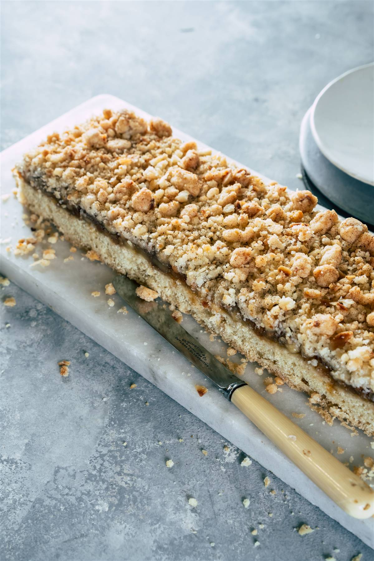 עוגת תפוחים ושטרויזל