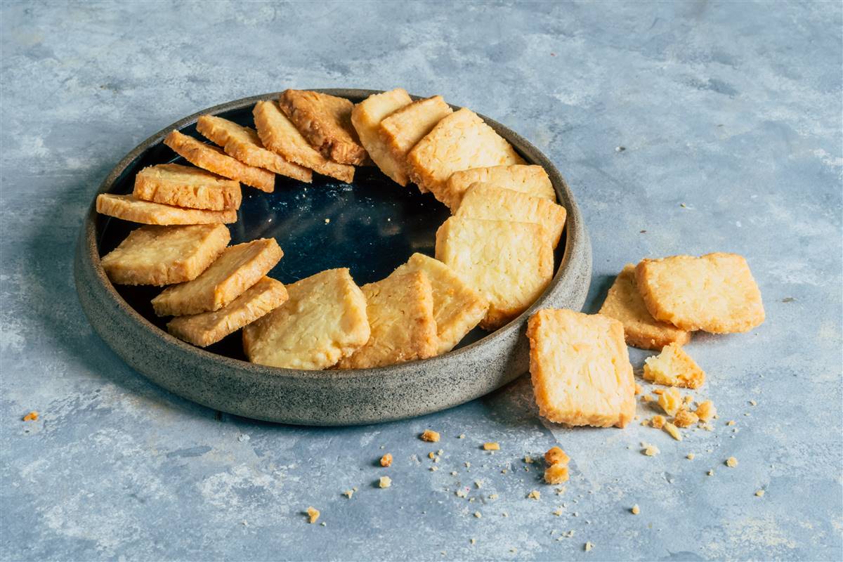 Almond Slice Cookies – No Added Sugar