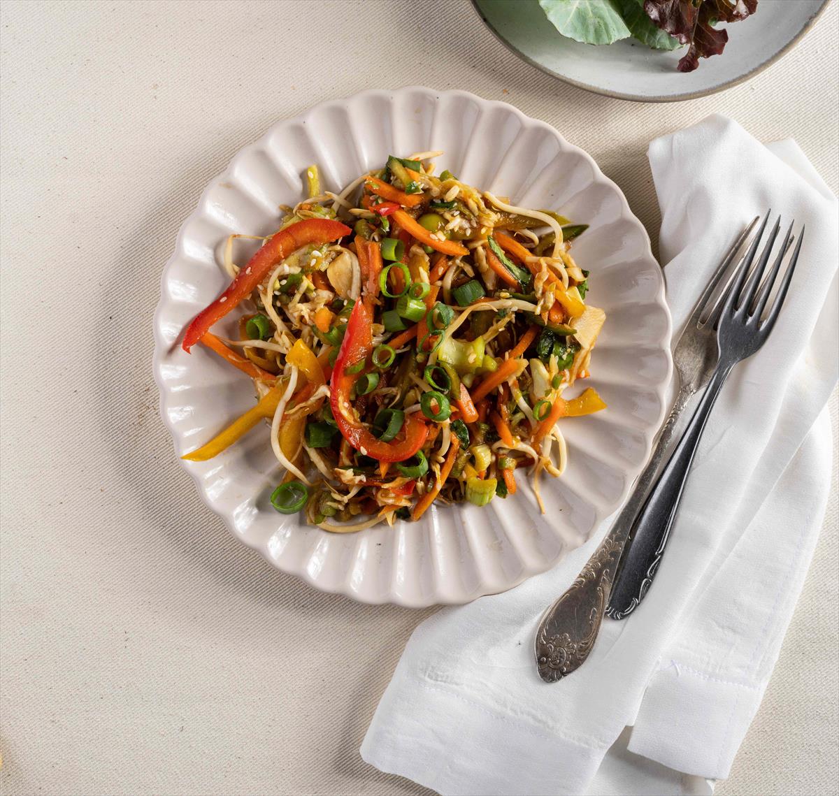 Asian Garden Salad with Ginger & Chili