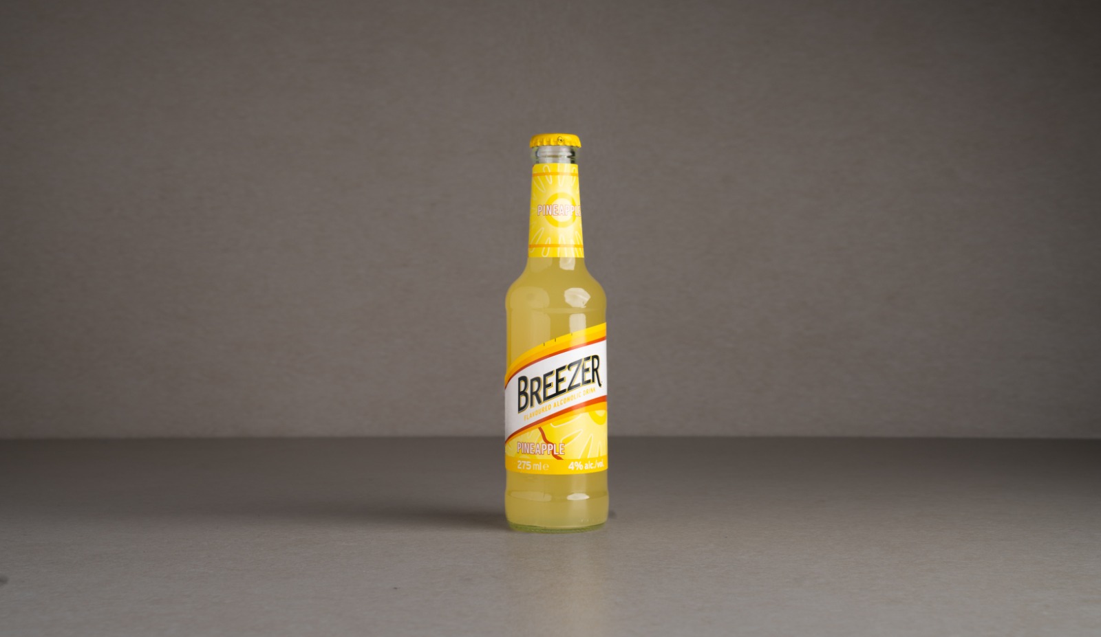 Pineapple Breezer Alcohol Drink