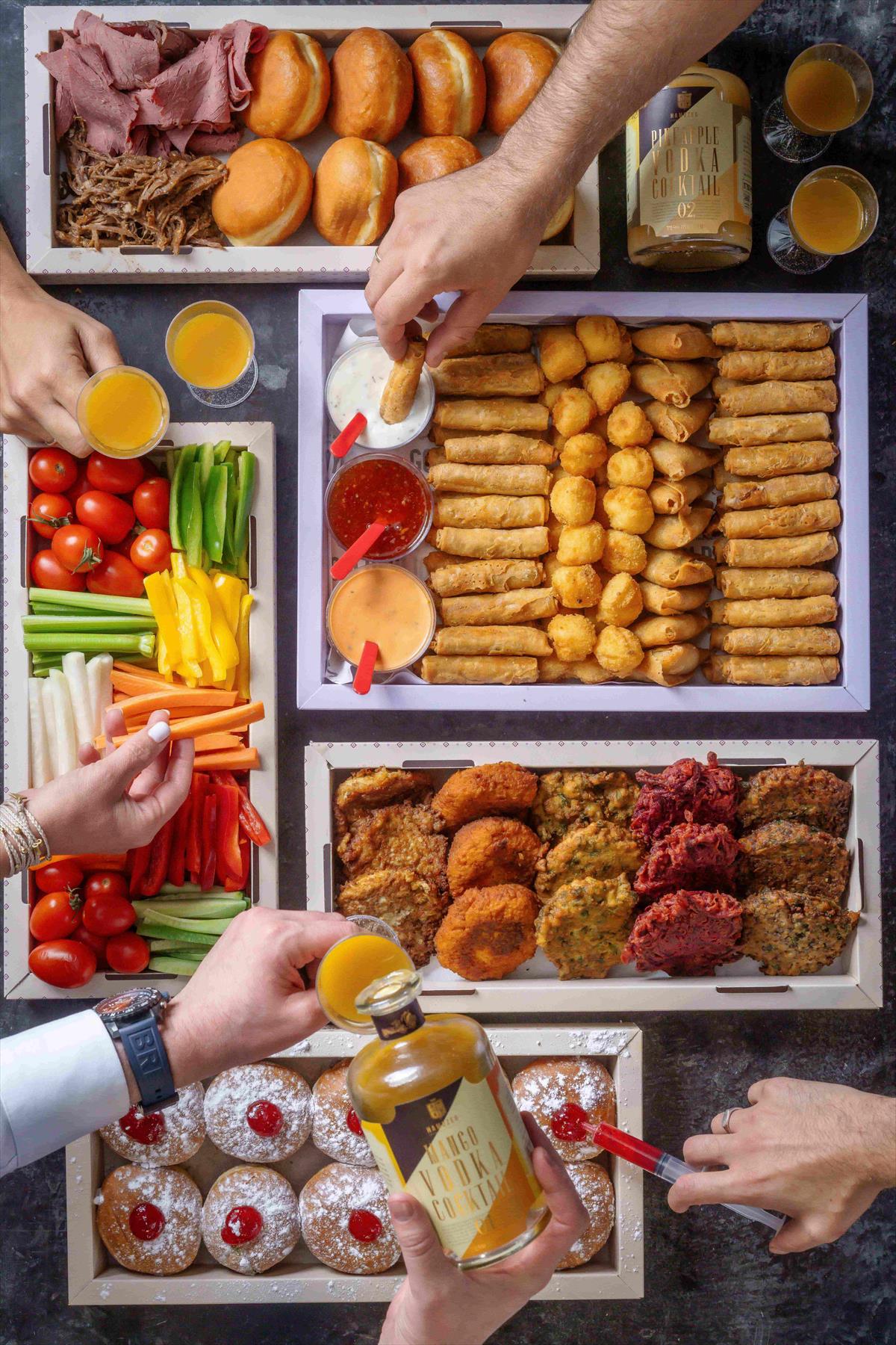 מסיבת חנוכה במשרד