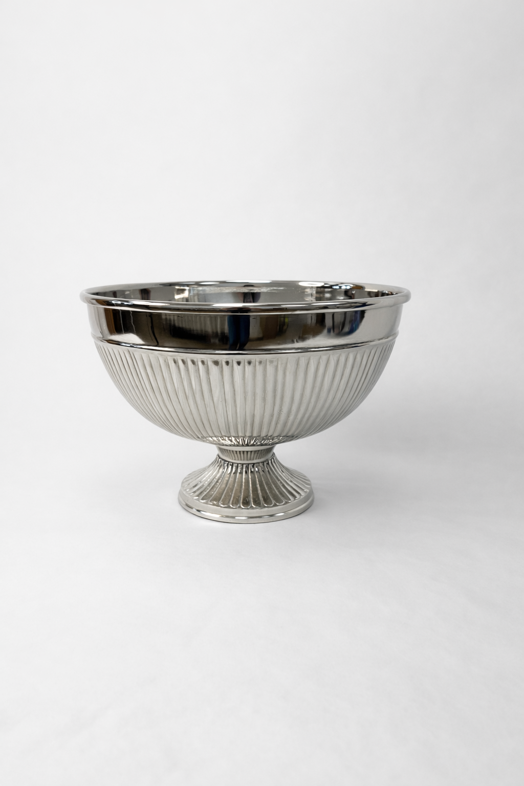 שמפניירה עגולה גדולה עם בסיס אלומיניום