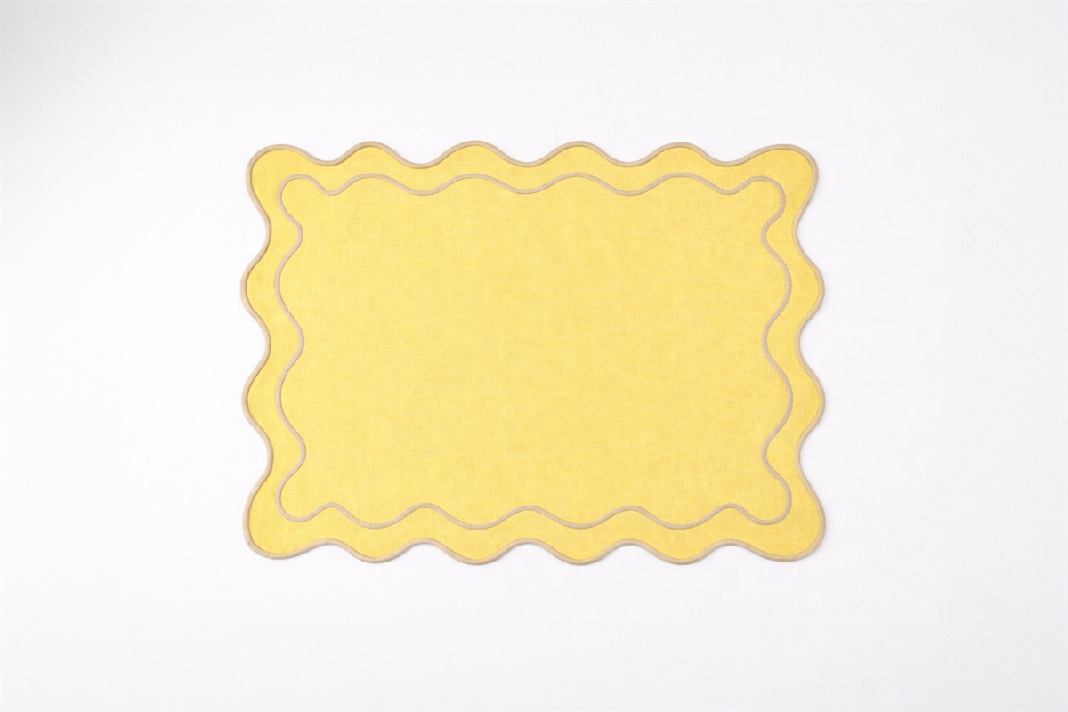 6 יח׳ פלייסמט פשתן צהוב מסגרת פס רקמה בז׳