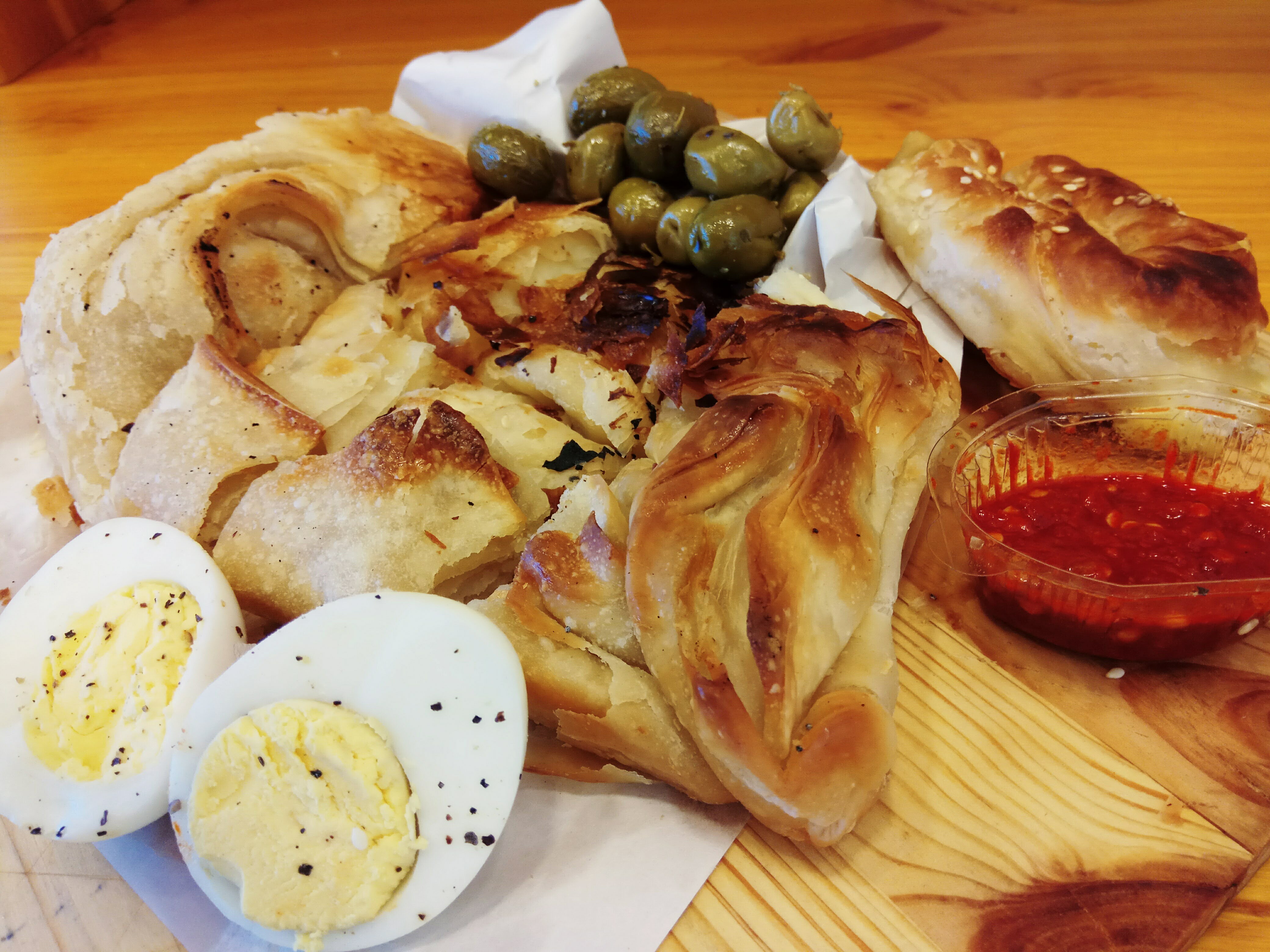 בורקס טורקי תרד וגבינה