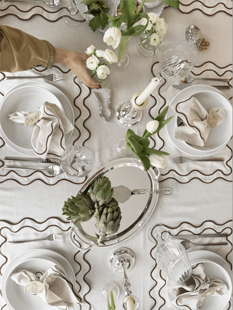 מארז פסח- מפה, פלייסמטים ומפיות גוון חום