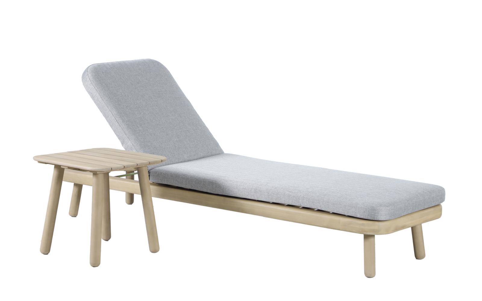 נאיה | מיטת שיזוף עם מזרון +נאיה שולחן צד