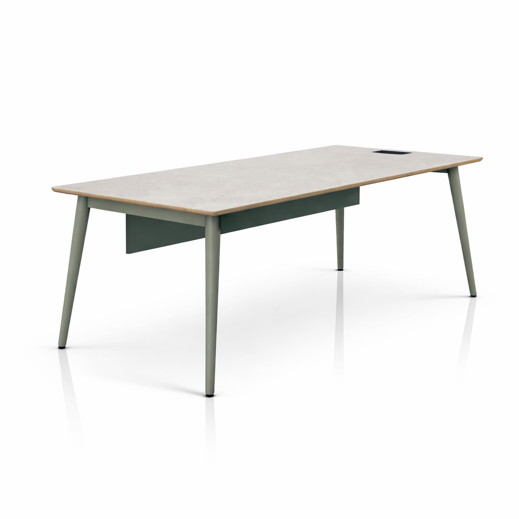 שולחן עבודה Sword