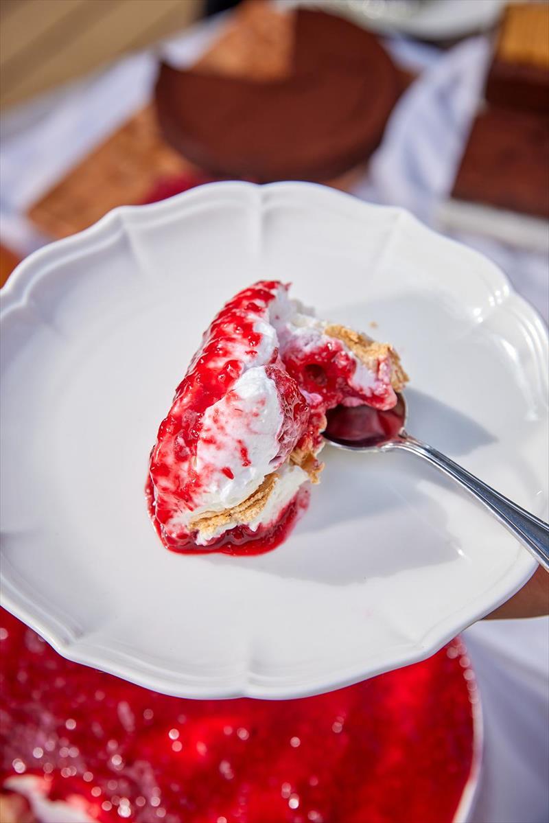 פבלובה קוקוס פטל