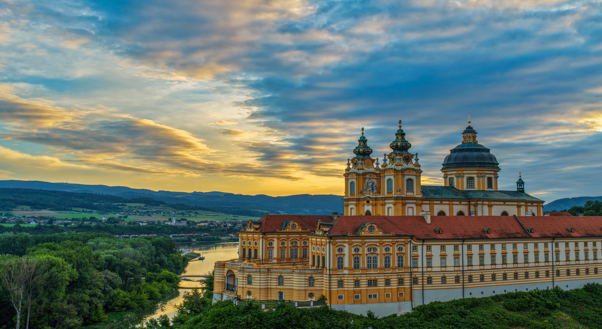 מנגינת הנהרות של מרכז אירופה + גרסת גורדון קומפורט