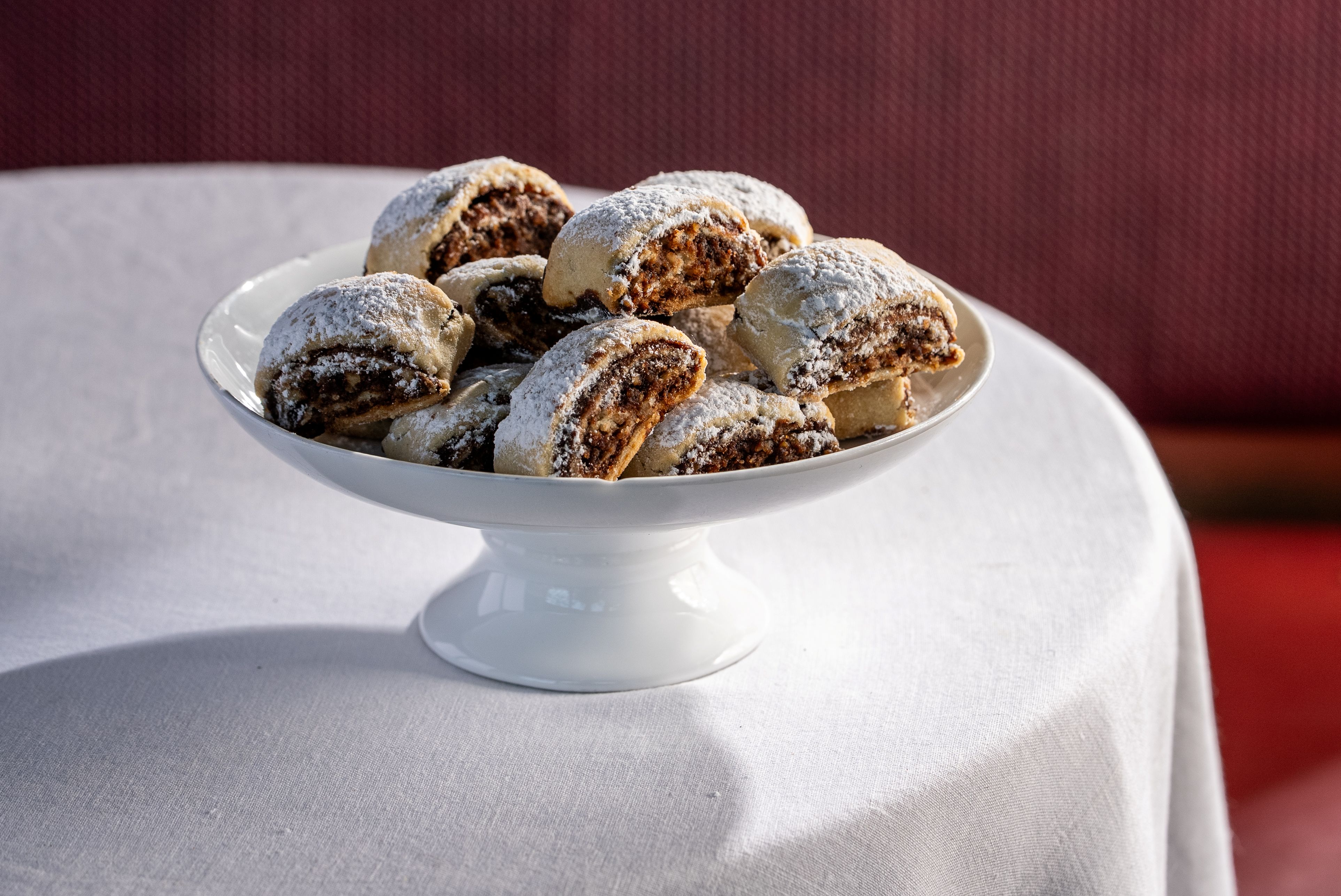 רוזלך תמרים ואגוזים