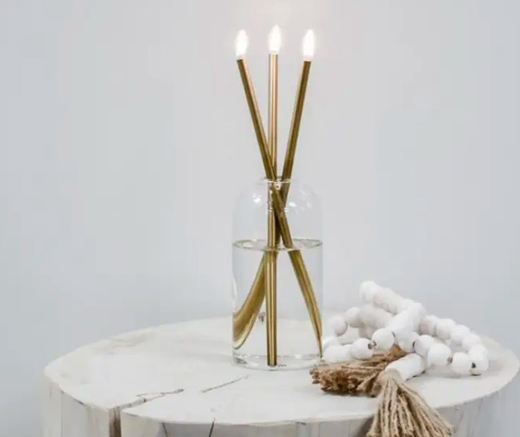 סט נרות זהב בבקבוק UNO MAS