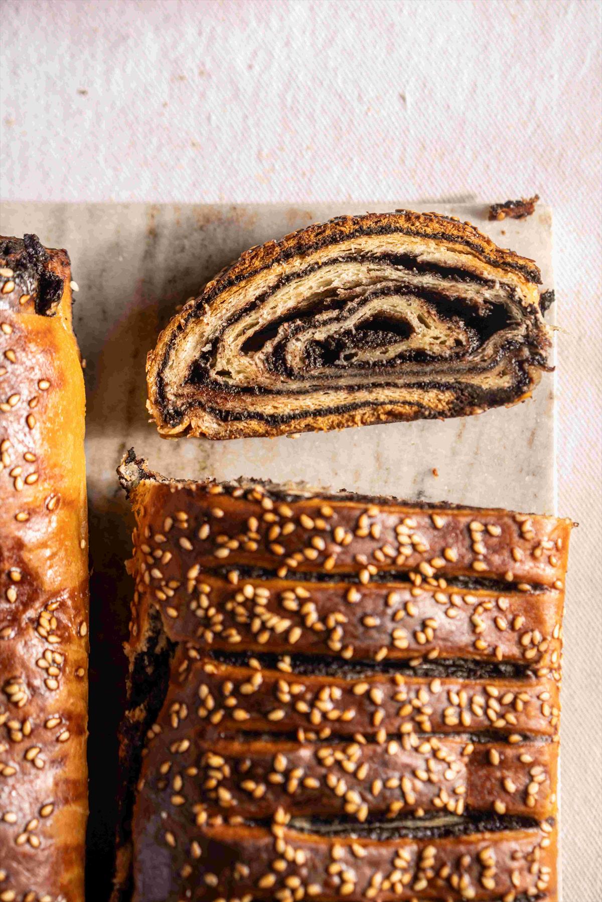 Traditional Yeast Cake