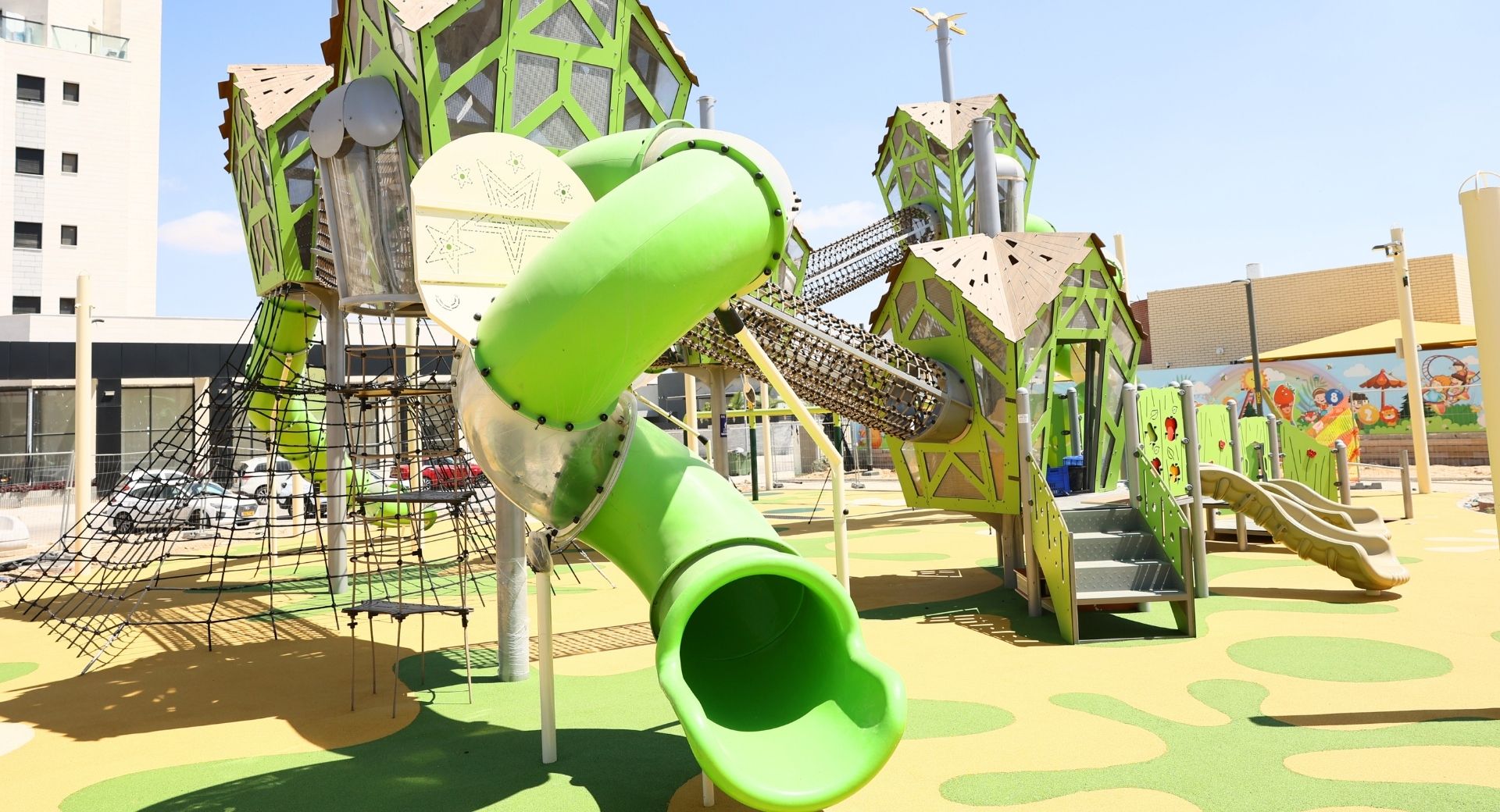 Illuminated Adventure Playground for a New Public Space