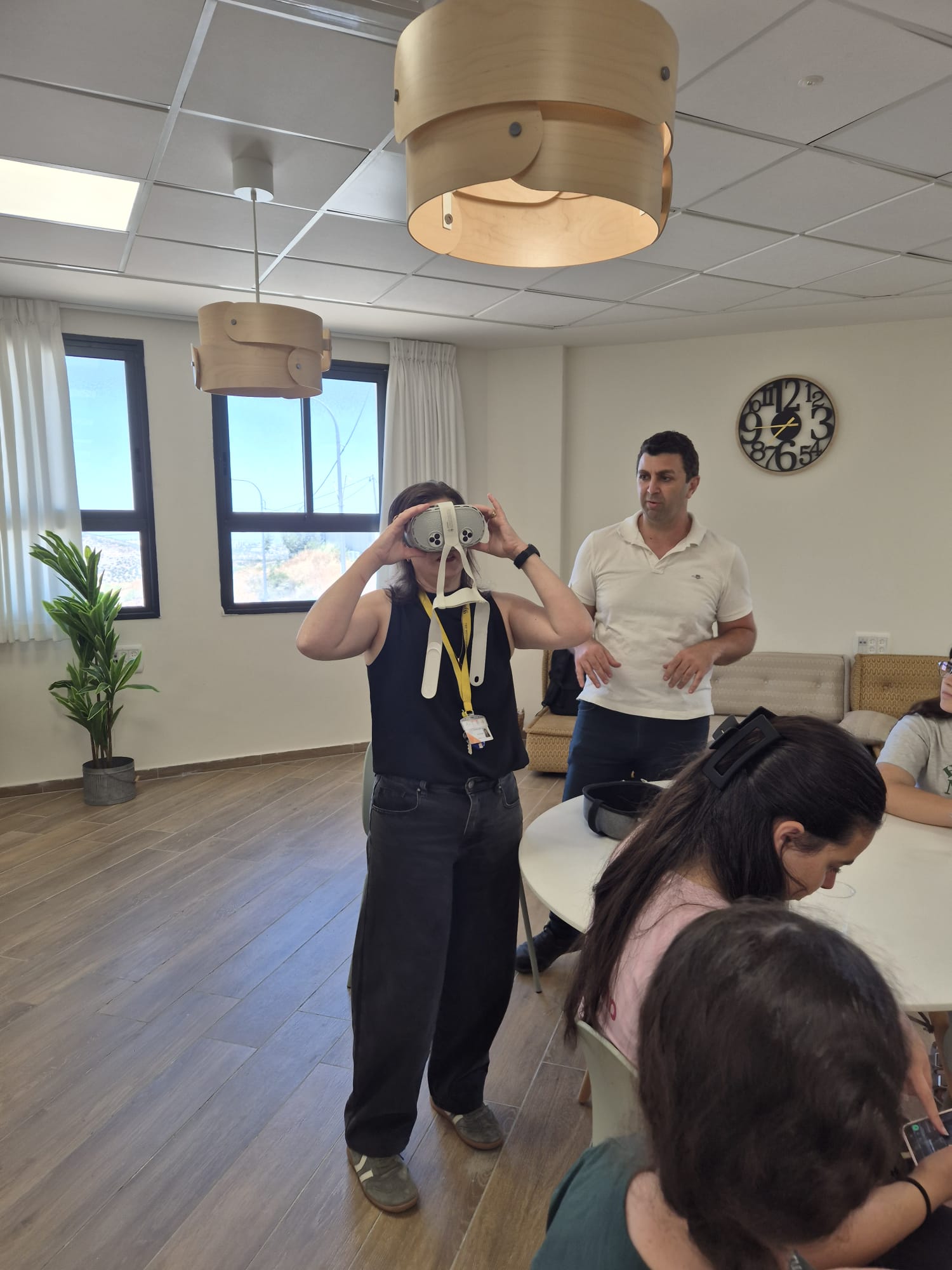 פיתוח מרחבי VR בשיתוף רשת אמי"ת ועמותת חותם חיים להנגשת הליכים רפואיים