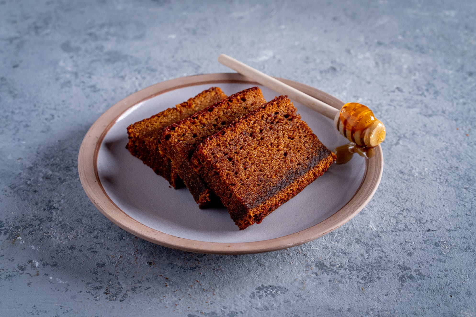 Classic honey cake