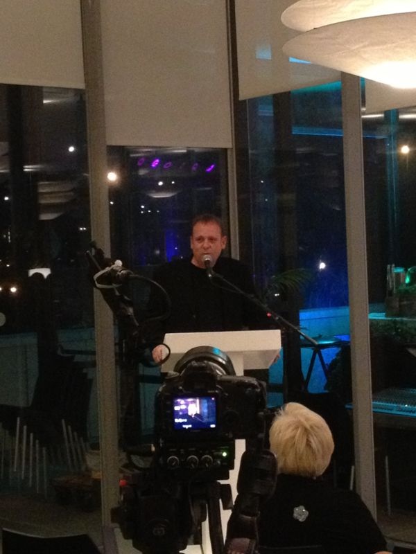 אירועים רשמיים-111