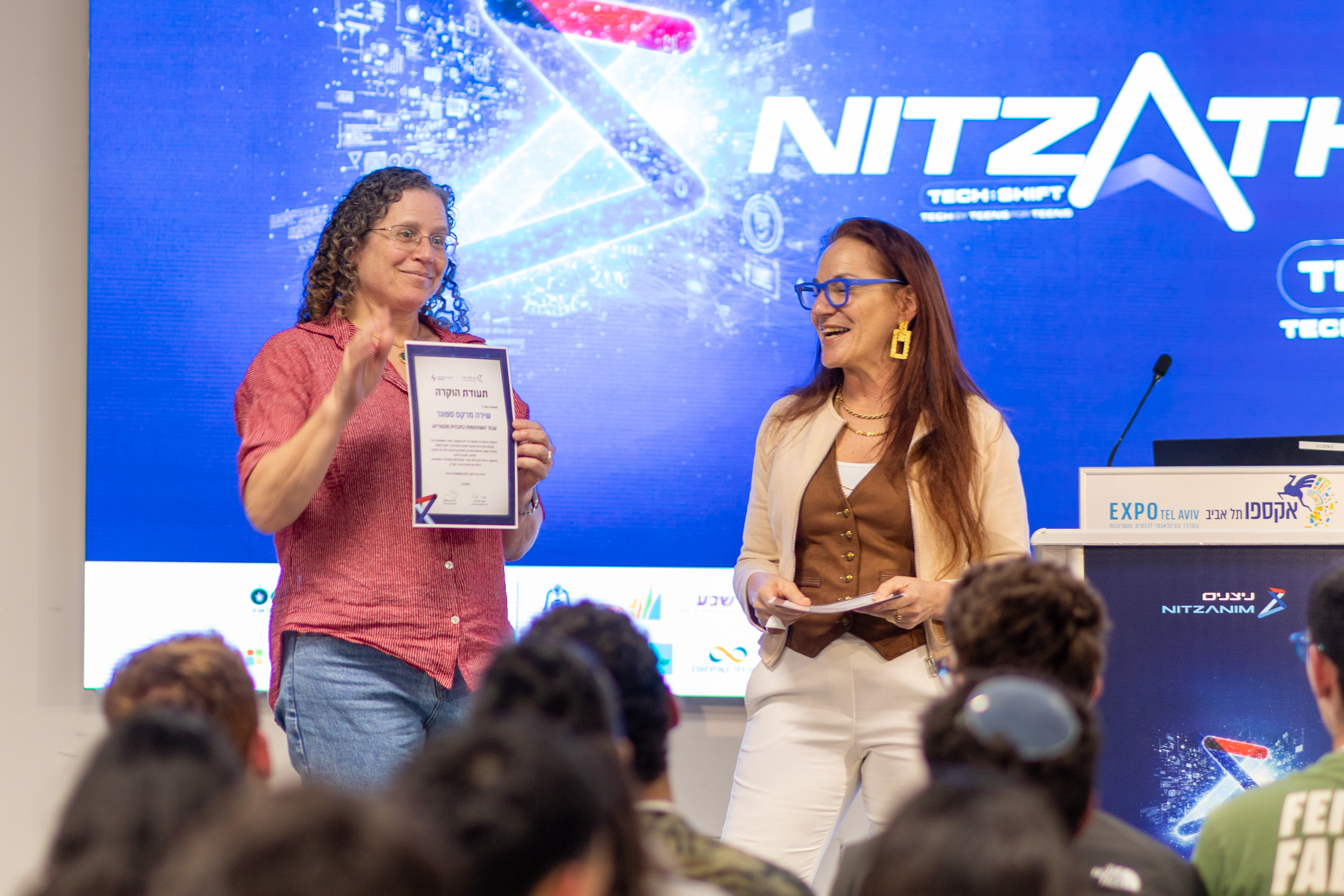 Girls Who Code in Tamra: A First Cohort Graduates